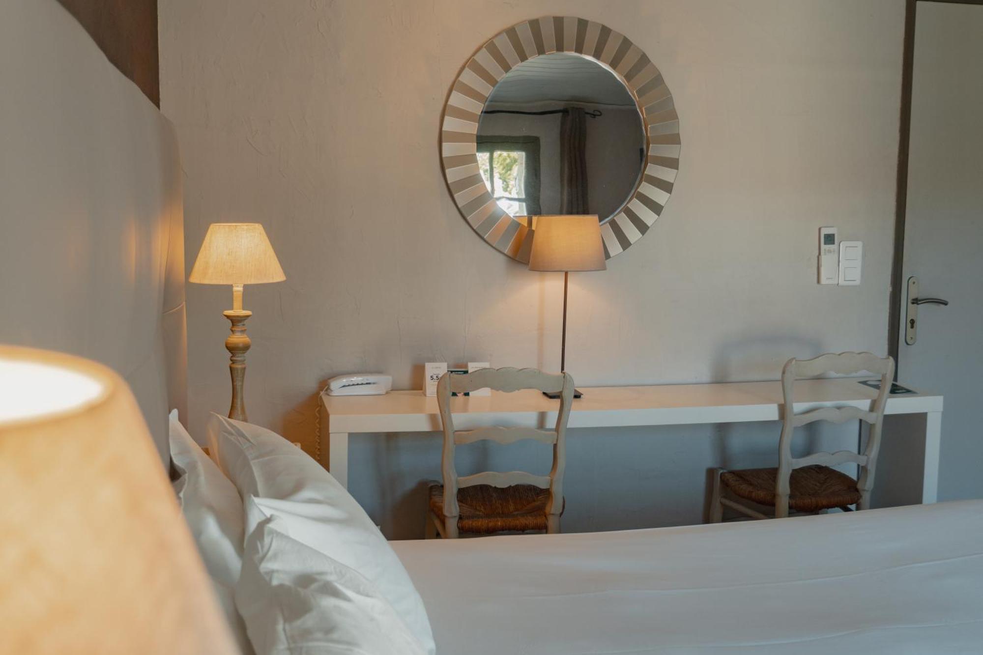 Hotel Les Magnanarelles Maussane les Alpilles Kültér fotó
